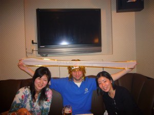 ShibuyaPubQuiz Apr '08 018